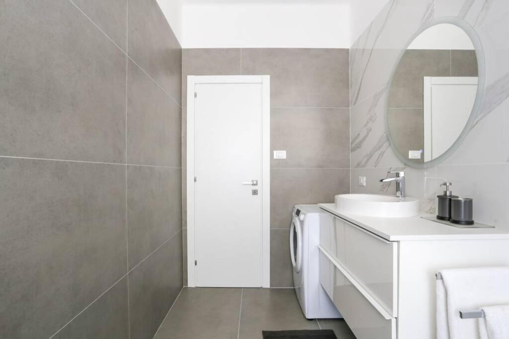 Tommy'S Flat Apartment Местре Екстериор снимка
