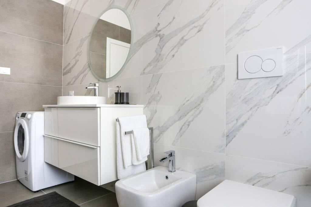 Tommy'S Flat Apartment Местре Екстериор снимка