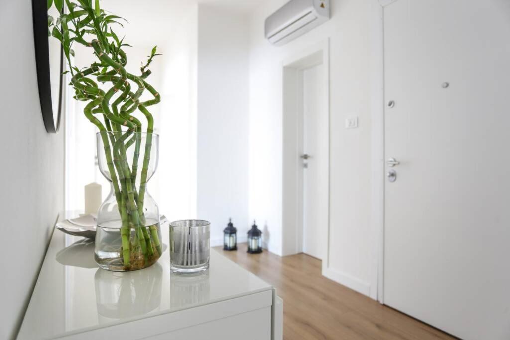 Tommy'S Flat Apartment Местре Екстериор снимка